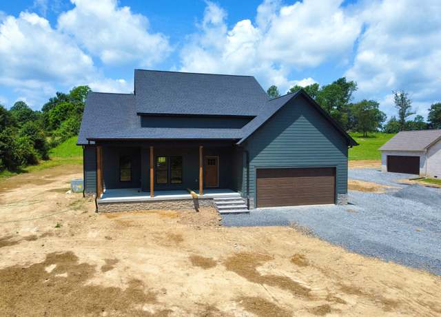 Property at 684 Howell Rd, Westmoreland, TN 37186, 3 beds, 2.5 baths