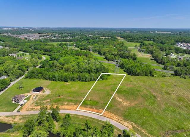 Property at 4 Fawn Mdws, Clarksville, TN 37043
