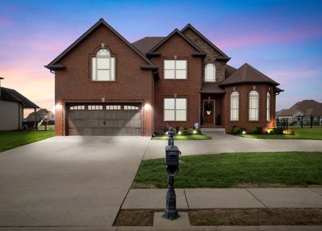 Property at 201 Josie Ln, Clarksville, TN 37043, 4 beds, 3 baths