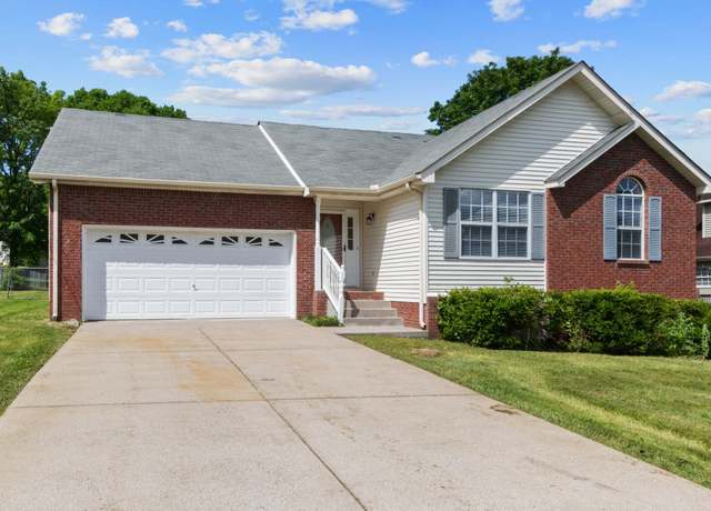 Property at 272 Sanders Dr, La Vergne, TN 37086, 3 beds, 2 baths