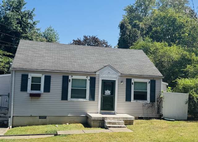 Property at 219 Park Ln, Clarksville, TN 37042, 2 beds, 1 bath