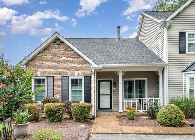 Property at 1231 Carriage Park Dr, Franklin, TN 37064, 5 beds, 2 baths