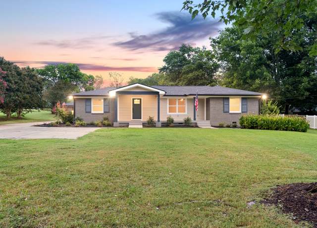 Property at 2503 Timwood Dr, Nashville, TN 37214, 4 beds, 3.5 baths