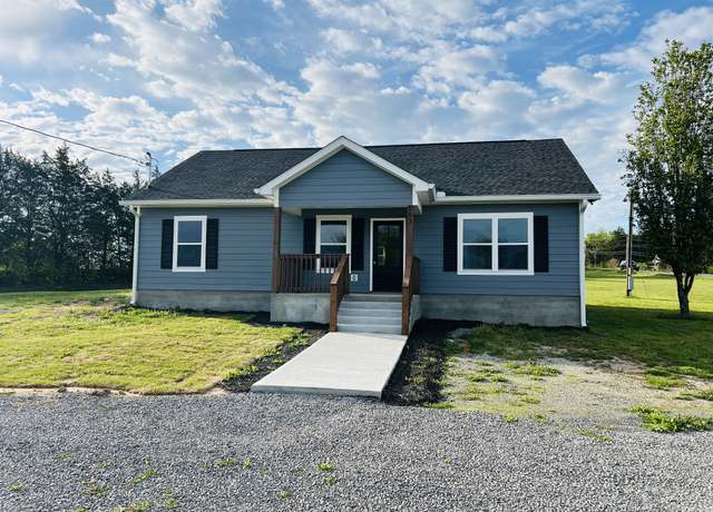 Property at 103 Ridgewood Dr, Shelbyville, TN 37160, 3 beds, 2 baths