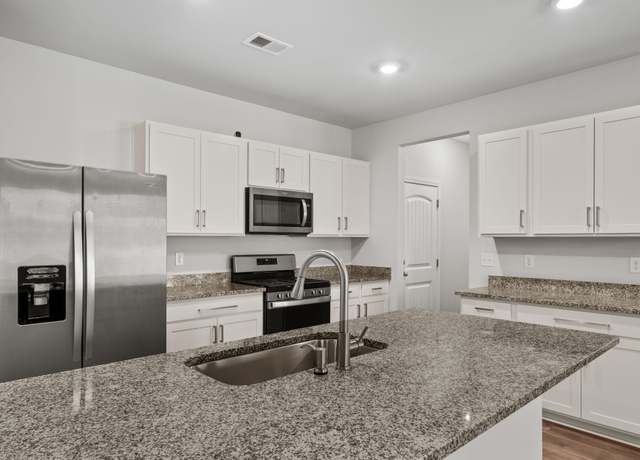 Property at 626 Pine Bloom Rd, Lebanon, TN 37087, 4 beds, 2.5 baths