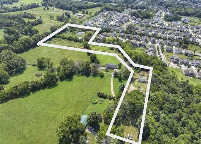 Property at 4165 Clovercroft Rd, Franklin, TN 37067, 3 beds, 2 baths