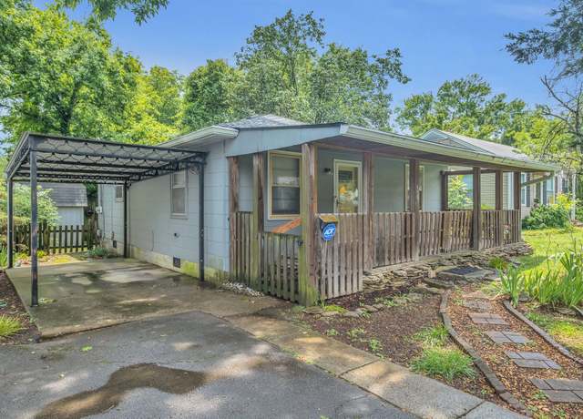 Property at 401 Cleveland Ave, Lebanon, TN 37087, 2 beds, 1 bath