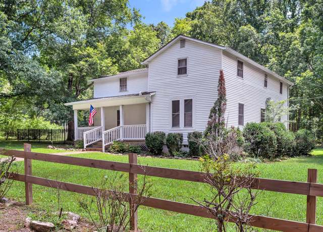Property at 8340 Pinewood Rd, Lyles, TN 37098, 3 beds, 2 baths