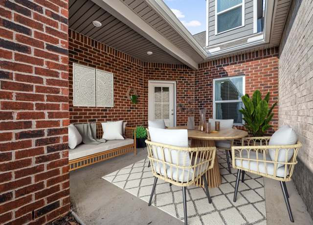 Property at 2328 Laurelstone Dr, Murfreesboro, TN 37130, 3 beds, 3 baths