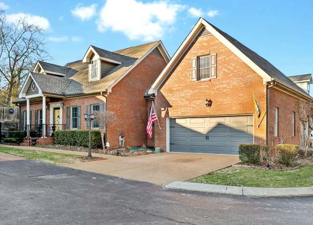 Property at 314 W 6th St, Columbia, TN 38401, 3 beds, 2.5 baths