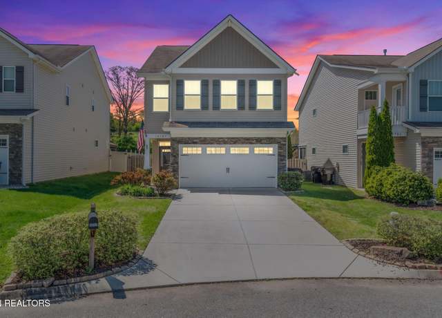 Property at 10707 Grantham Ln, Knoxville, TN 37932, 3 beds, 2.5 baths