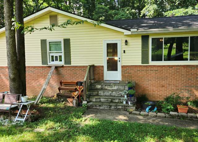 Property at 6202 Dyer Rd, Goodlettsville, TN 37072, 3 beds, 3 baths