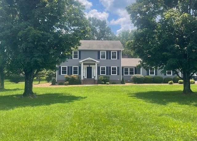 Property at 703 Twelve Oaks Rd, Tullahoma, TN 37388, 4 beds, 3 baths