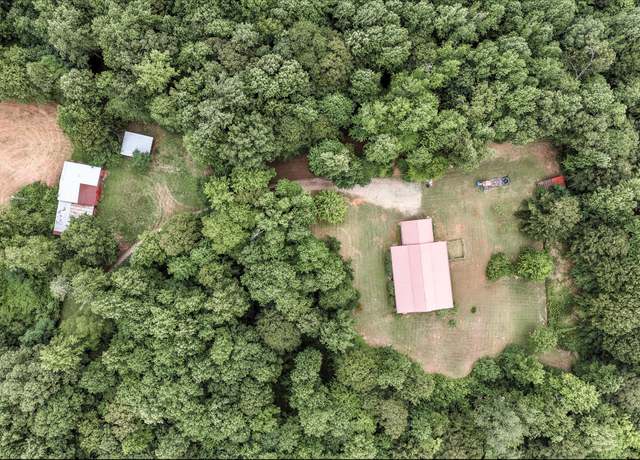 Property at 221 Cedar Grove Ln, Jamestown, TN 38556, 3 beds, 2 baths
