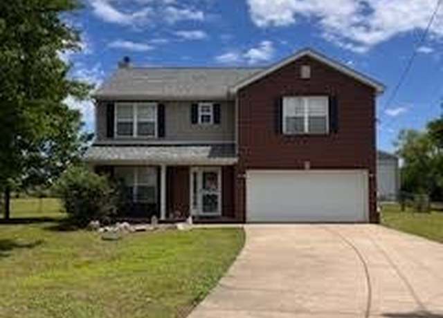Property at 123 Arkansas Ct, Murfreesboro, TN 37129, 4 beds, 2.5 baths