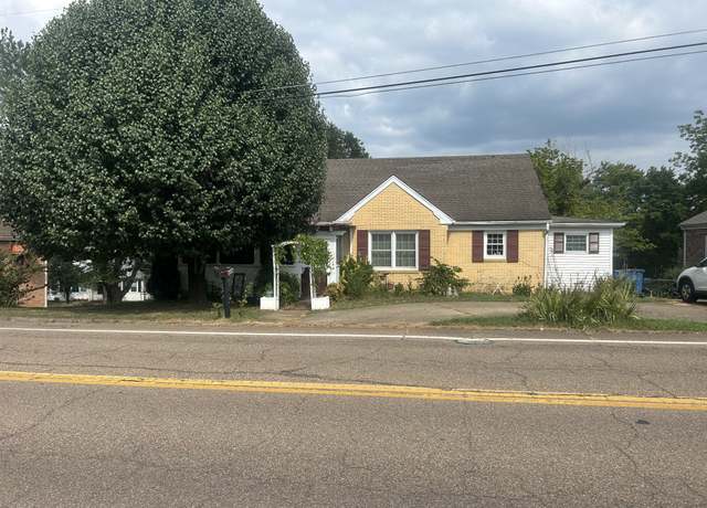 Property at 136 N Forrest Ave, Camden, TN 38320, 3 beds, 2 baths