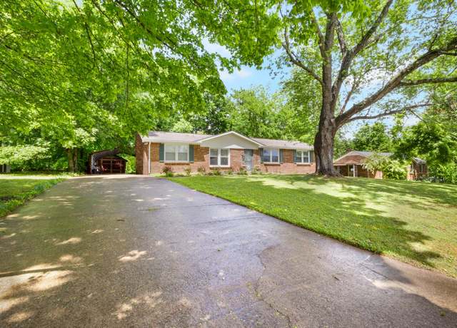 Property at 307 Hundred Oaks Dr, Clarksville, TN 37043, 3 beds, 2 baths