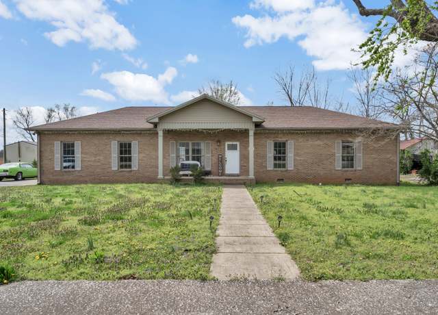Property at 327 E Nashville St, Pembroke, KY 42266, 3 beds, 2 baths