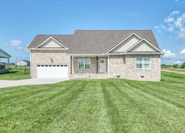 Property at 1200 Duck Pond Rd, Sparta, TN 38583, 3 beds, 2 baths