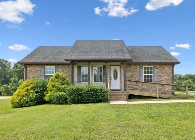Property at 819 White Rd, Portland, TN 37148, 2 beds, 2 baths