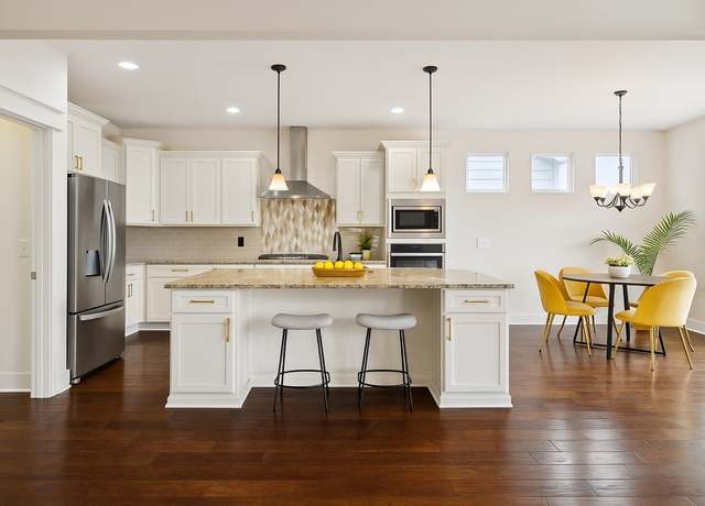 Property at 737 Newcomb St, Franklin, TN 37064, 5 beds, 4 baths