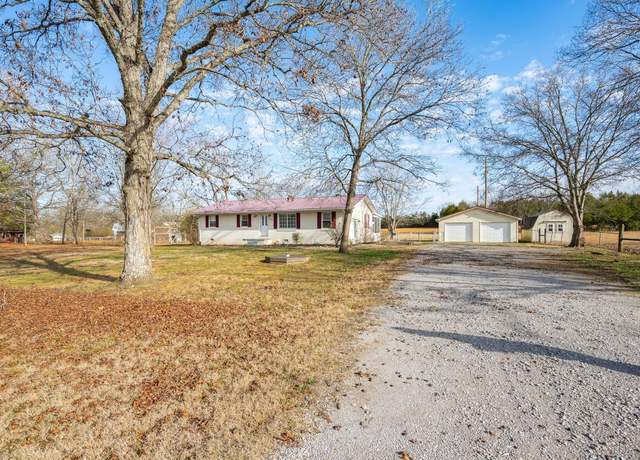 Property at 1077 Weeks Rd, Murfreesboro, TN 37127, 3 beds, 2 baths
