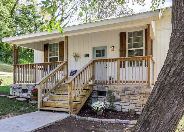Property at 90 Echota 4th St, Calhoun, GA 30701, 3 beds, 2 baths