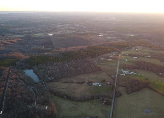 Property at 34 Diane Cir, Crossville, TN 38572