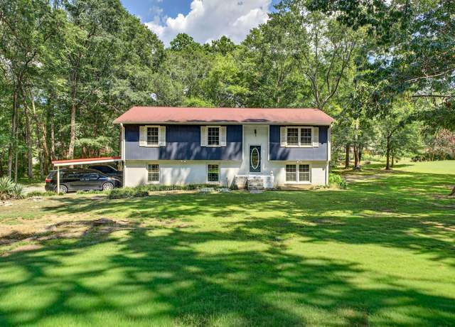 Property at 23 Hodge Ln, Fayetteville, TN 37334, 4 beds, 3 baths