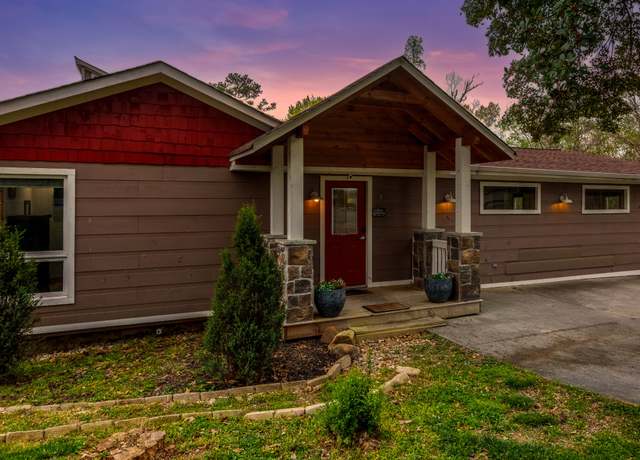 Property at 812 Starlight Ln, Kodak, TN 37764, 4 beds, 3.5 baths