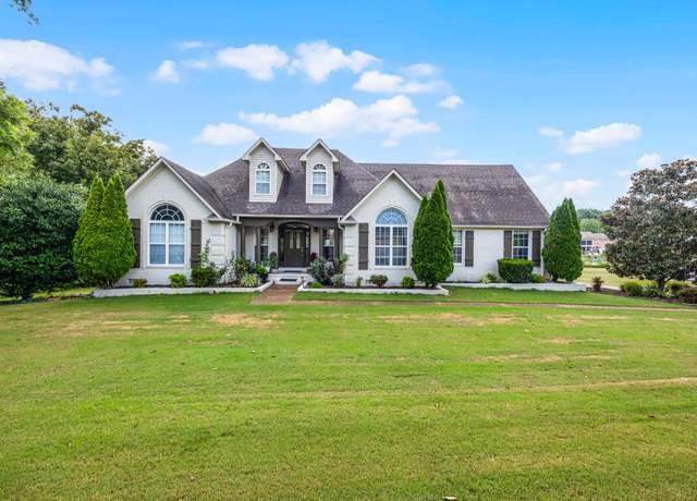 Property at 369 Eastern Shores Dr, Lexington, TN 38351, 4 beds, 3 baths