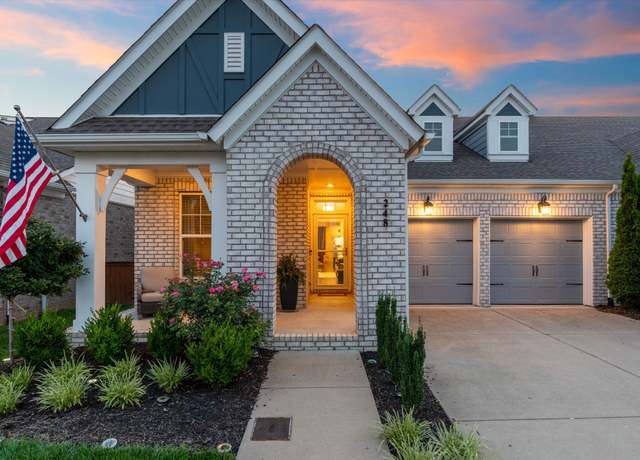 Property at 248 Tanglewood Ln, Hendersonville, TN 37075, 4 beds, 3 baths