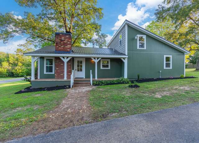 Property at 2897 Old Medina Rd, Jackson, TN 38305, 3 beds, 2 baths