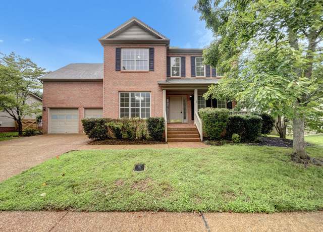 Property at 2011 Glastonbury Dr, Franklin, TN 37069, 3 beds, 2.5 baths
