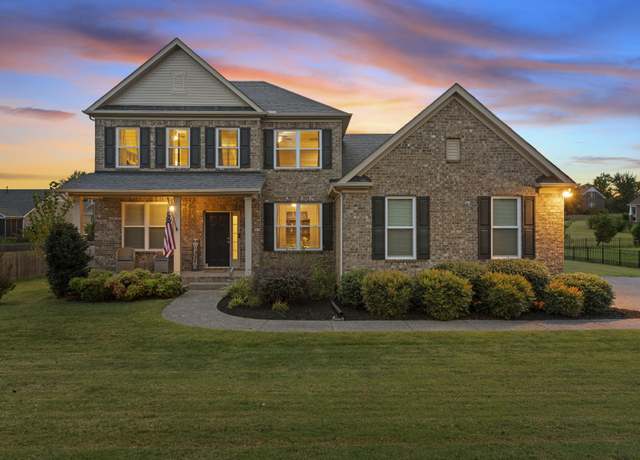 Property at 310 Dandelion Dr, Lebanon, TN 37087, 4 beds, 2.5 baths