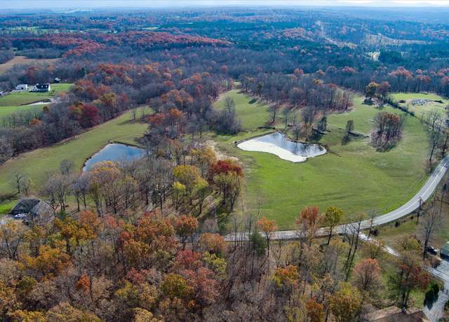 Property at 8423 Lantana Rd, Crossville, TN 38572, 4 beds, 2 baths