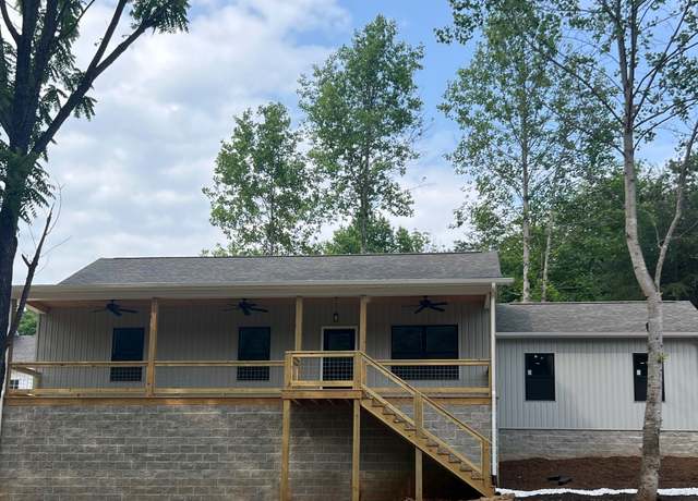Property at 70 River Oaks Dr, Sparta, TN 38583, 3 beds, 2 baths