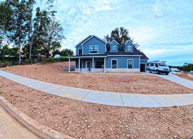 Property at 7215 Fairlawn Dr, Fairview, TN 37062, 4 beds, 3.5 baths