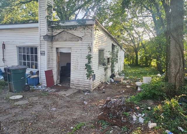 Property at 616 W Green Ln, Nashville, TN 37207, 2 beds, 1 bath
