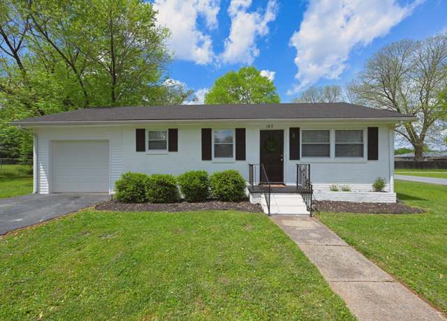 Property at 102 Moore Ave, Portland, TN 37148, 2 beds, 1 bath