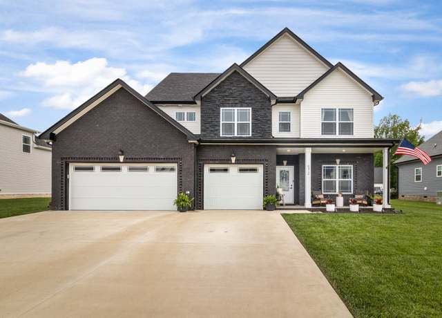 Property at 572 Bowden Dr, Clarksville, TN 37043, 4 beds, 2.5 baths