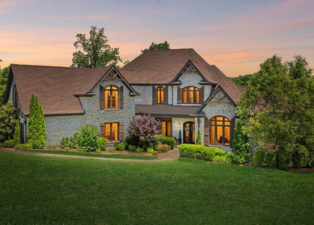 Property at 1234 Saddle Springs Dr, Thompsons Station, TN 37179, 6 beds, 6.5 baths