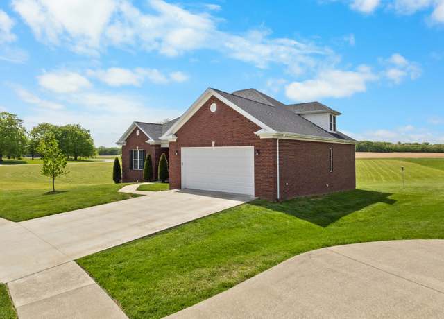 Property at 104 Sherinton Pl, Hopkinsville, KY 42240, 6 beds, 3.5 baths