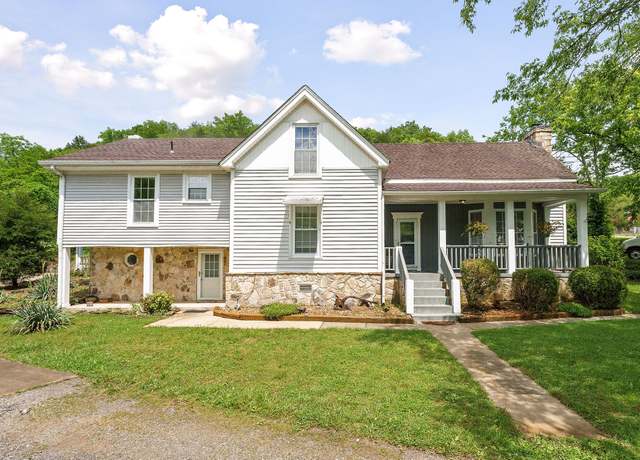 Property at 419 Birch St, Gainesboro, TN 38562, 3 beds, 2 baths