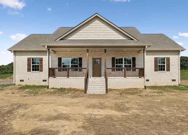 Property at 670 Howell Rd, Westmoreland, TN 37186, 3 beds, 2 baths