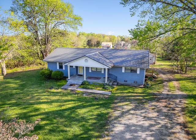 Property at 920 Buffalo Valley Rd, Cookeville, TN 38501, 3 beds, 2 baths