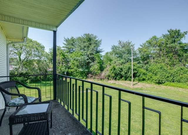 Property at 613 Hillsboro Rd Unit D27, Franklin, TN 37064, 2 beds, 1 bath