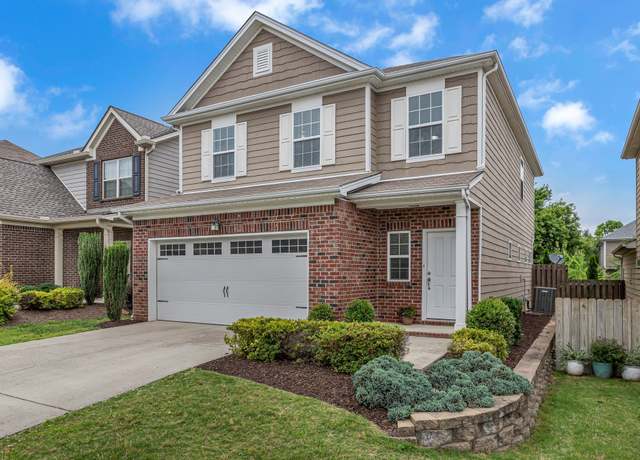Property at 1039 Hemlock Dr, Spring Hill, TN 37174, 4 beds, 2.5 baths