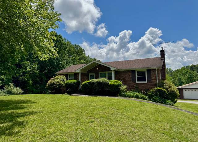 Property at 4354 Highway 41a S, Clarksville, TN 37043, 3 beds, 2 baths