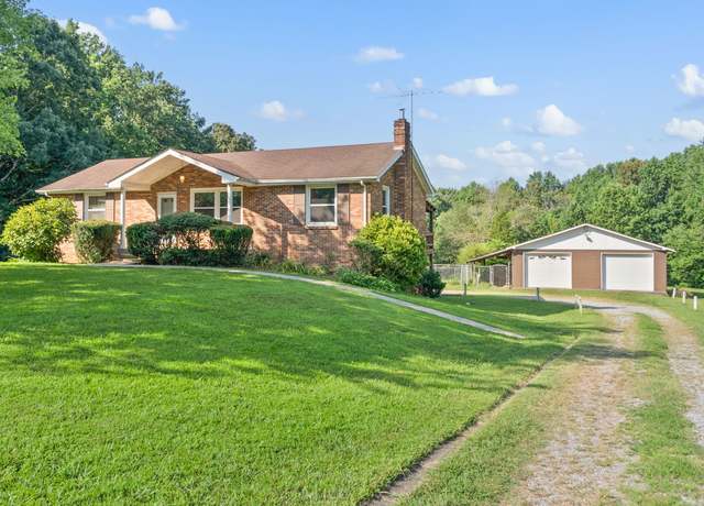 Property at 4354 Highway 41a S, Clarksville, TN 37043, 3 beds, 2 baths